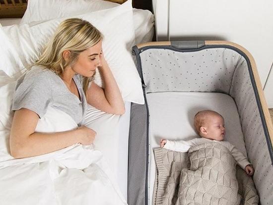 Compartir cuarto (no cama) con tu bebé es lo mejor por lo menos los primeros 6 meses
